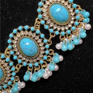 🎄Christmas Sale$ Turquoise and Gold Statement Necklace with Pearl Accents